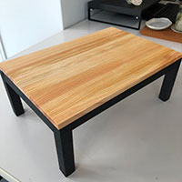 天板に色を塗って、アイアンレッグの棚を作ってみた～