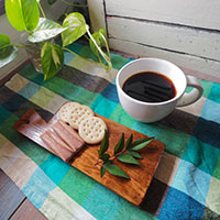 【連載】端材で作る小さなカッティングボード【burubon。のちょこっとカフェ風DIY便り】