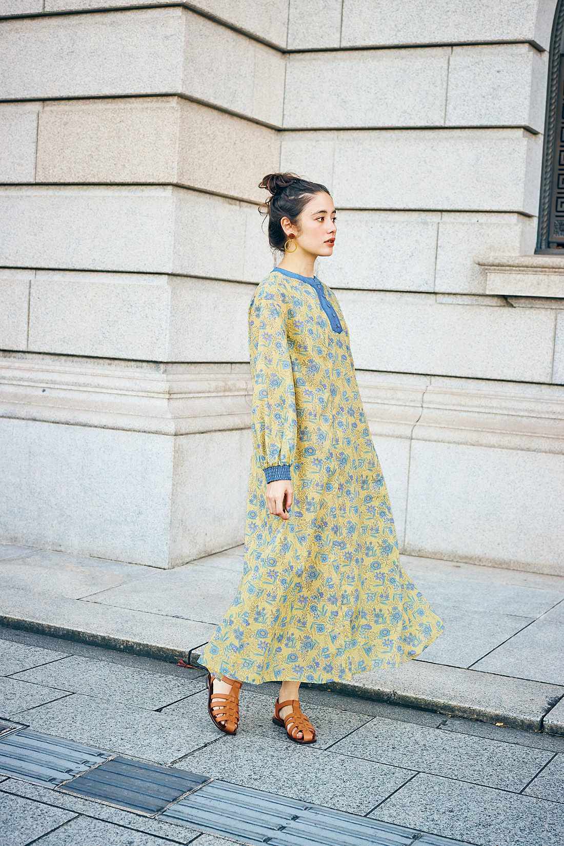 シロップ．|レゾリヴァード&times;シロップ.　南仏の風を感じる　ボタニカルフラワーのワンピース〈イエロー〉