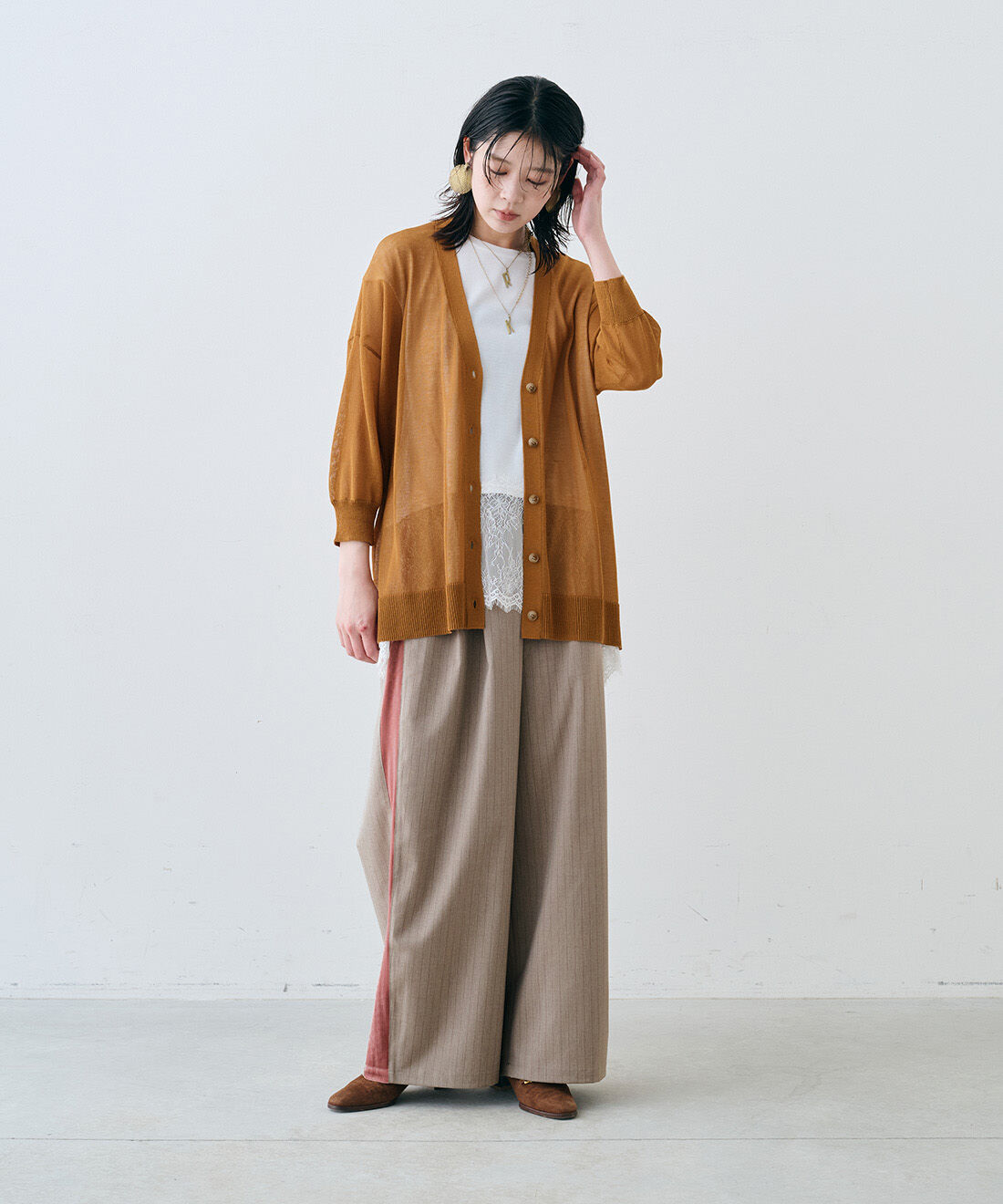 MEDE19F | サイドラインストライプパンツ〈ベージュ〉