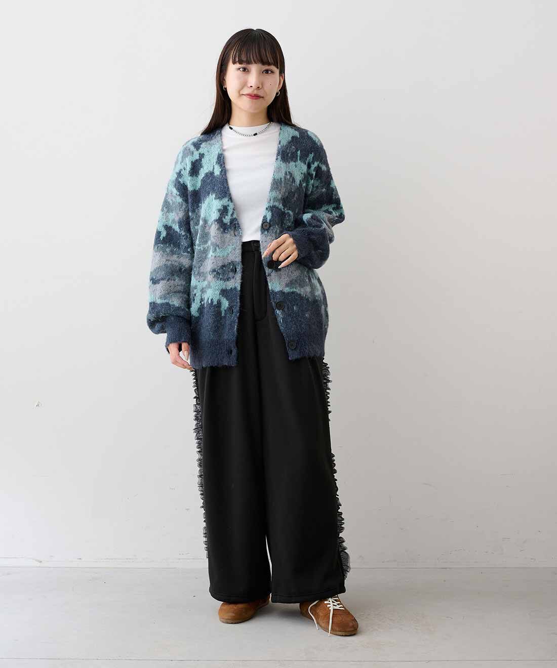 MEDE19F|モヘア混のダブルジャカードカーディガンと吸湿発熱コットンクルーネックホワイトトップスの会のコーディネート