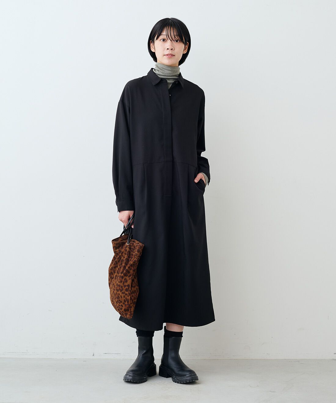 THREE FIFTY STANDARD|やさしい肌ざわりシルク混 カットソー タートルのコーディネート|モデル身長：163cm 着用サイズ：M