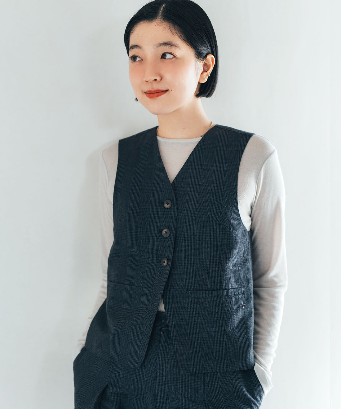 THREE FIFTY STANDARD|THREE FIFTY STANDARD　小谷実由さんと作ったセットアップで使えるチェックジレ〈ダークチャコール〉