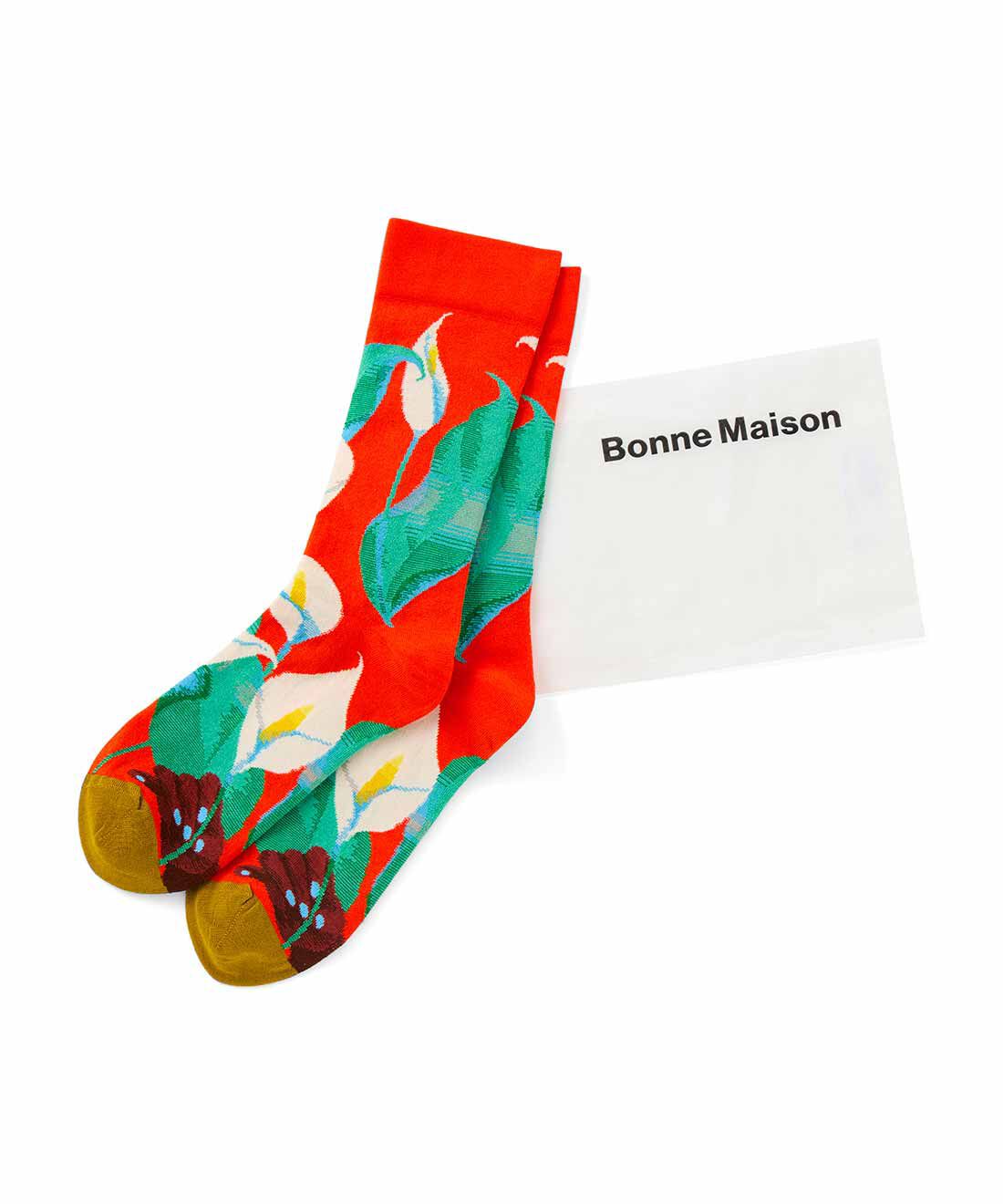 フェリシモの雑貨 Kraso|Bonne Maison　まだ見ぬ私を連れてくる フランスの豊かな感性が紡ぐアートな靴下の会|●1回のお届け例です。　専用のパッケージに入れてお届け。