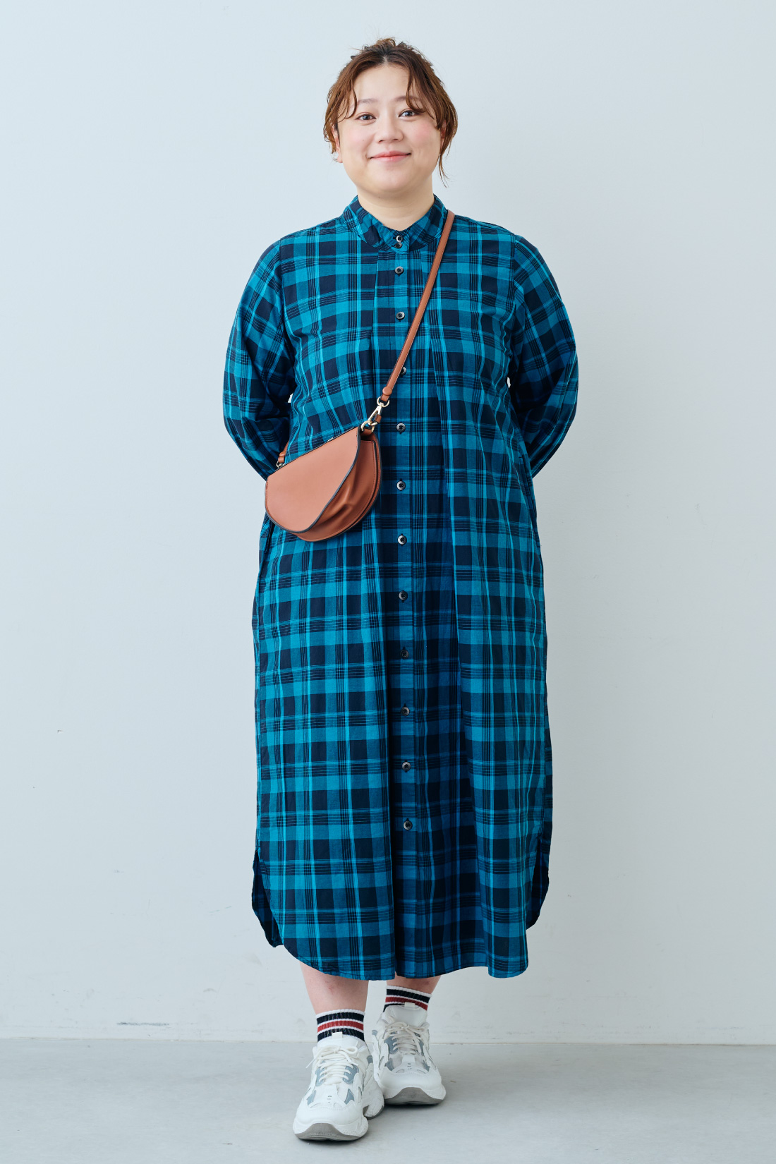 ぽっちゃり×骨格ストレートの似合う服の種類:シンプル&ジャストサイズのアイテム